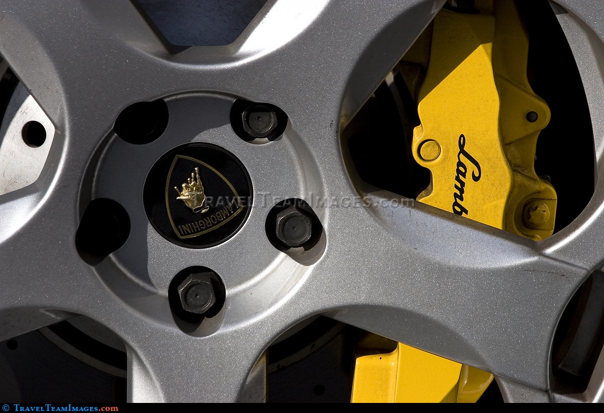 Lamborghini Gallardo wheel