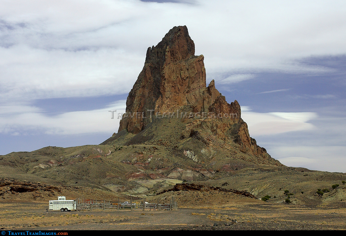 Agathla Peak, Monument Valley