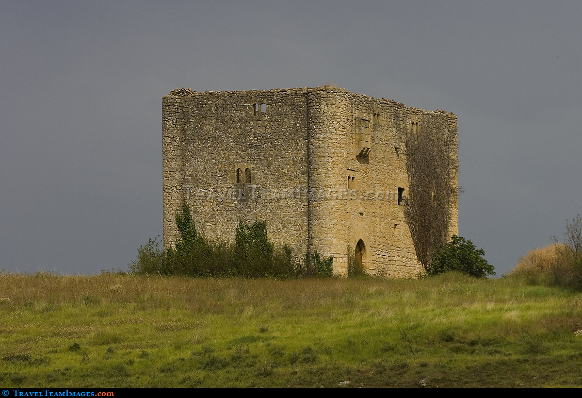 Torre de Los Bonifaz, Lomana