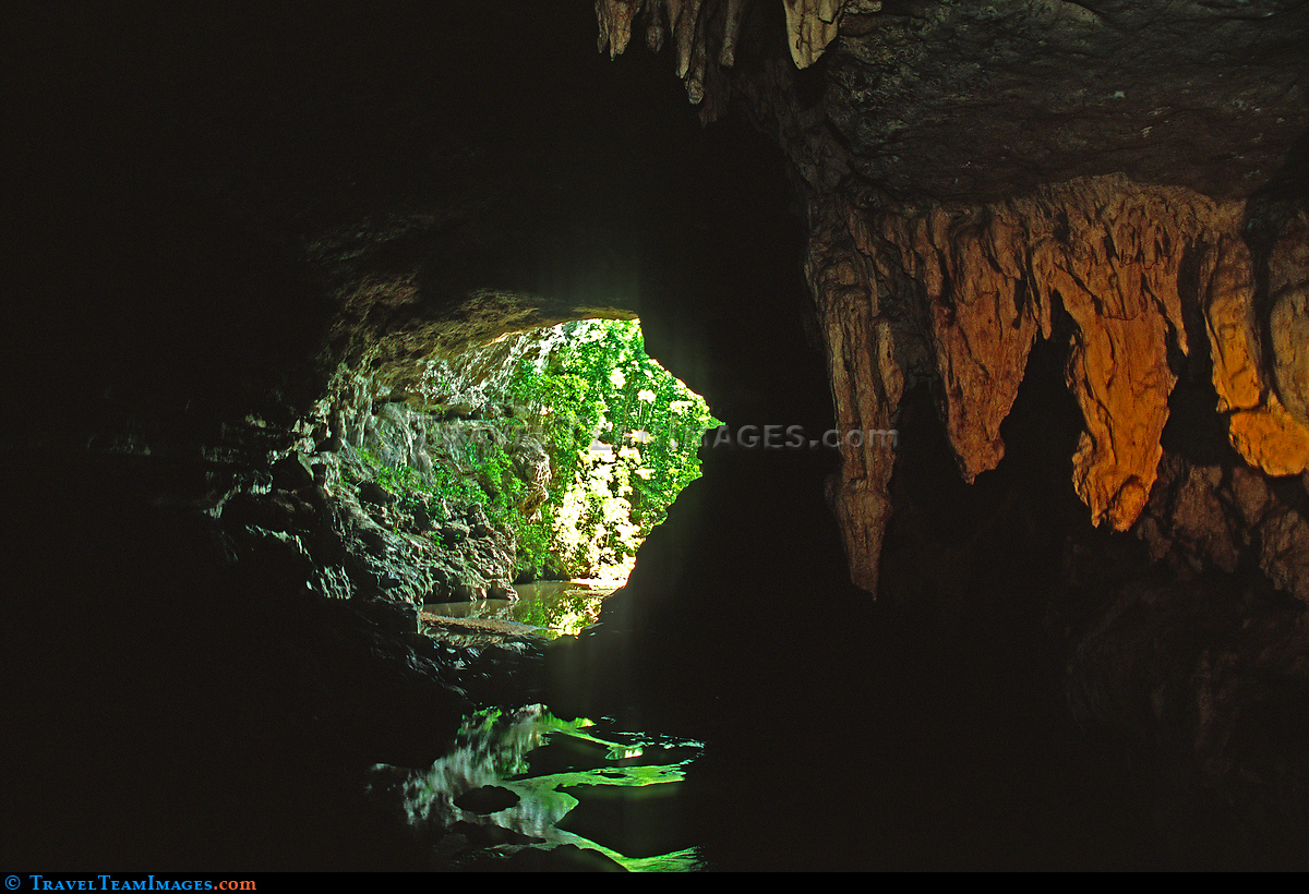 Rio Frio Caves