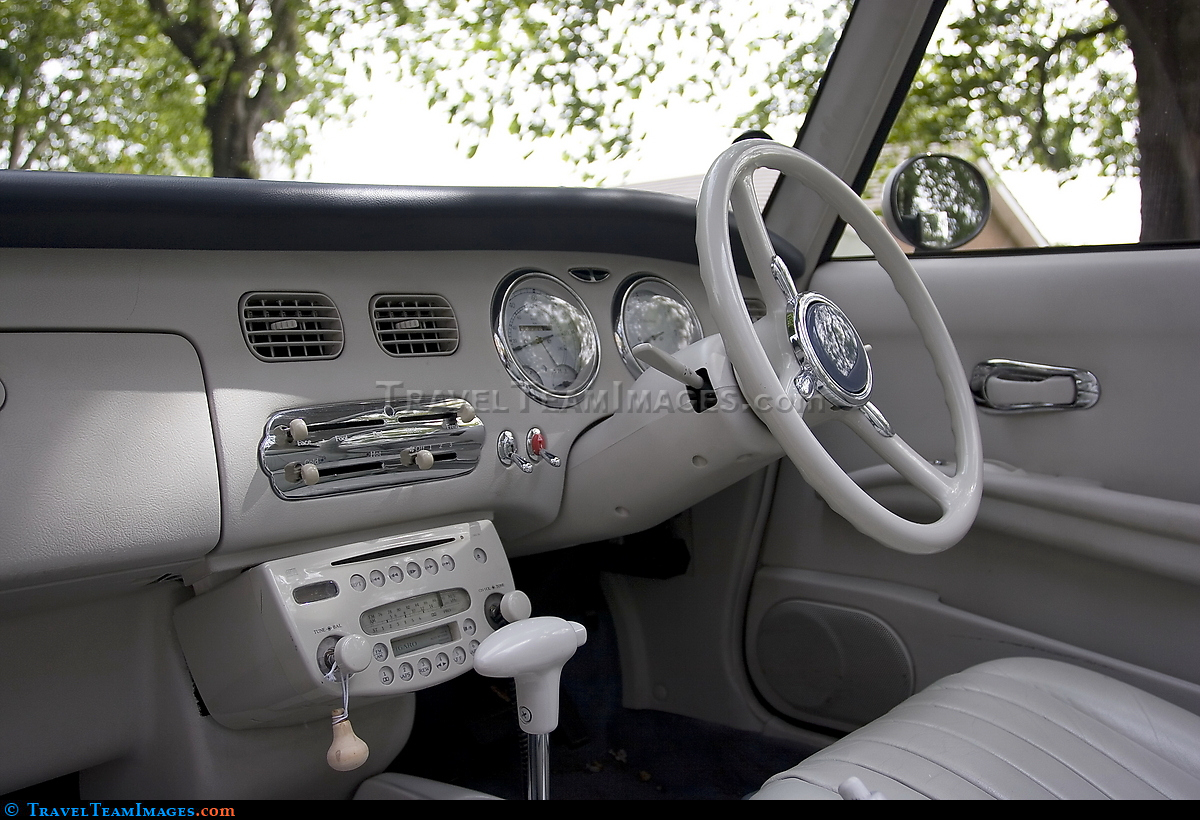 Nissan Figaro