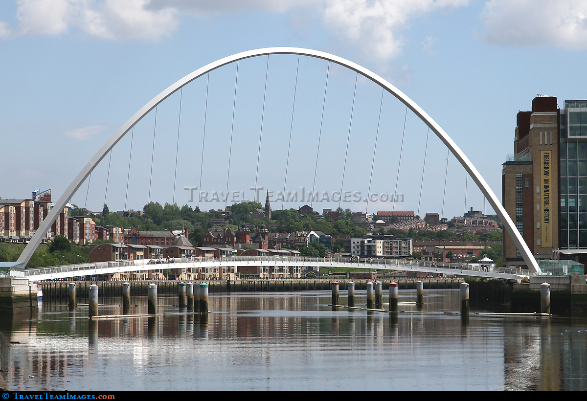 Gateshead Millennium Bridge