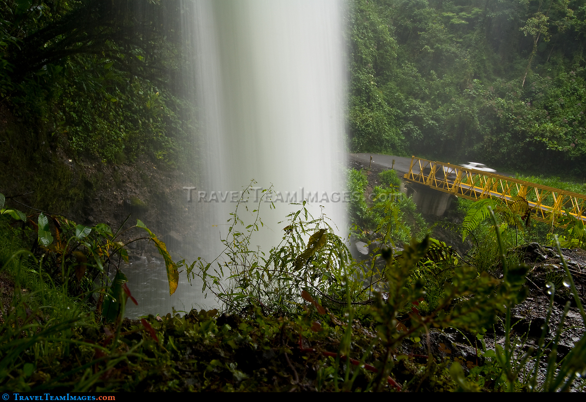 La Paz Waterfall