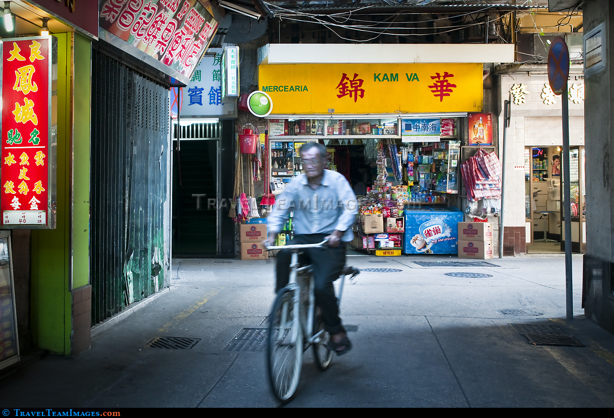 Cyclist, Streets of Macau
