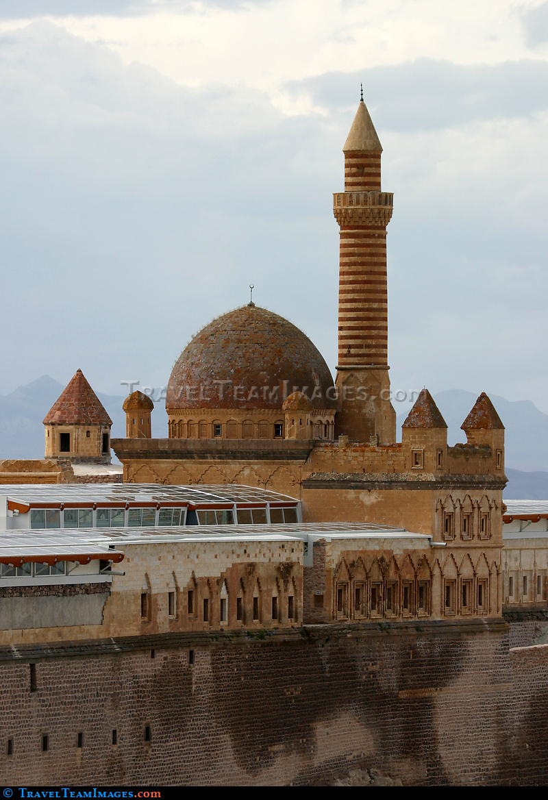 Ishak Pasha Palace