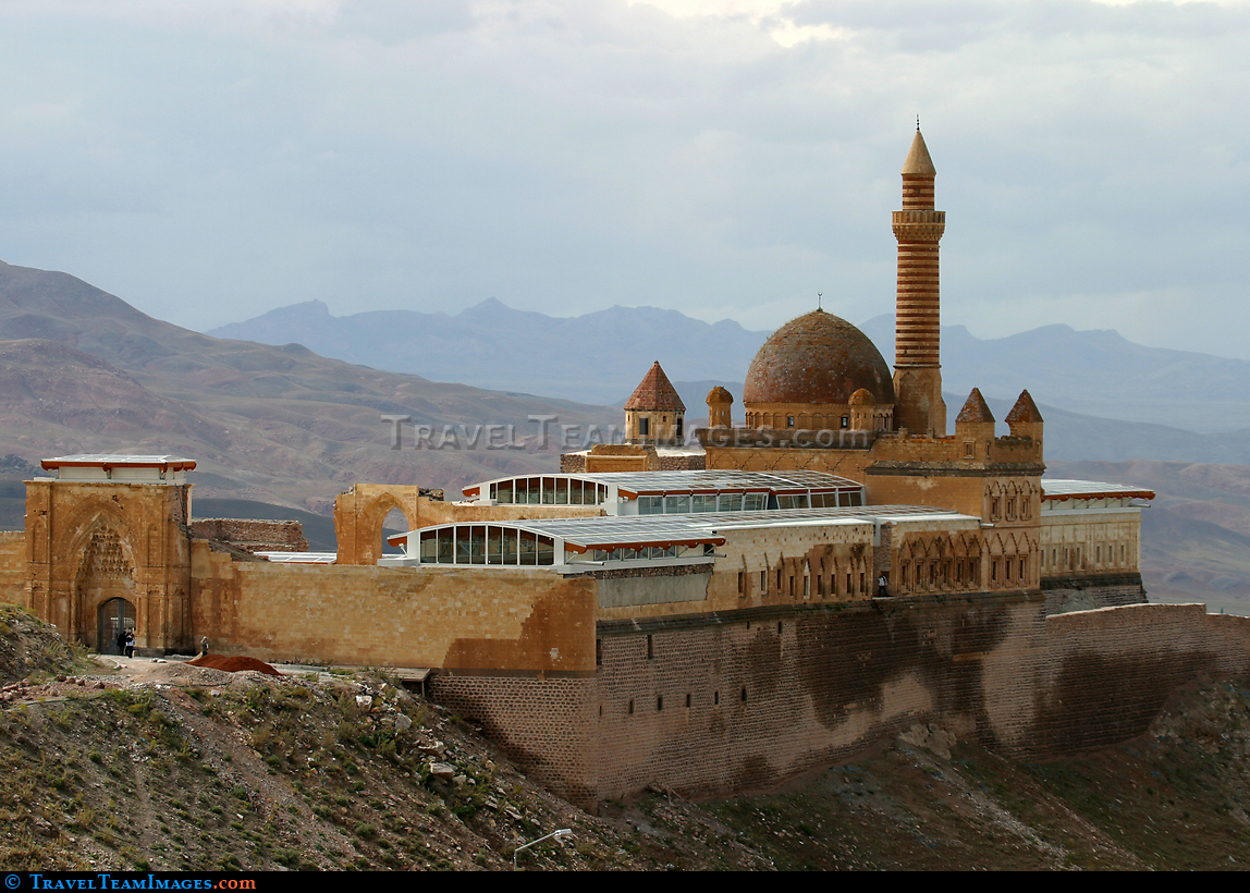 Ishak Pasha Palace