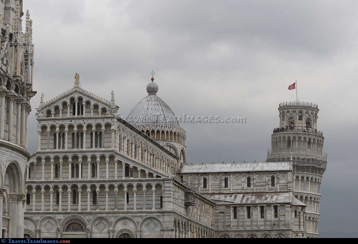 The Piazza del Duomo 